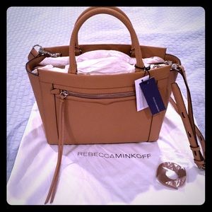 🌸Mother’s Day🌸 Rebecca Minkoff beautiful Monroe